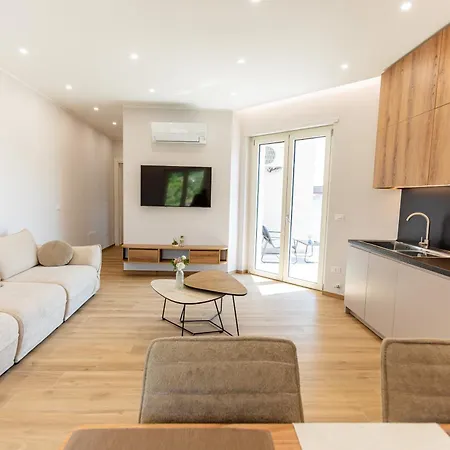 Luxury Seaside Escape - Coralia