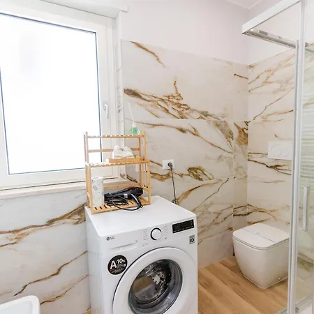 Luxury Seaside Escape - Coralia Apartament