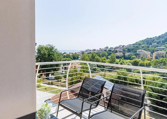 Daire Luxury Seaside Escape - Coralia