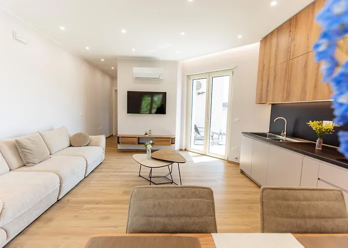 Luxury Seaside Escape - Coralia